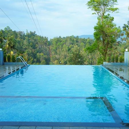 Vythiri Retreat Resort Exterior photo