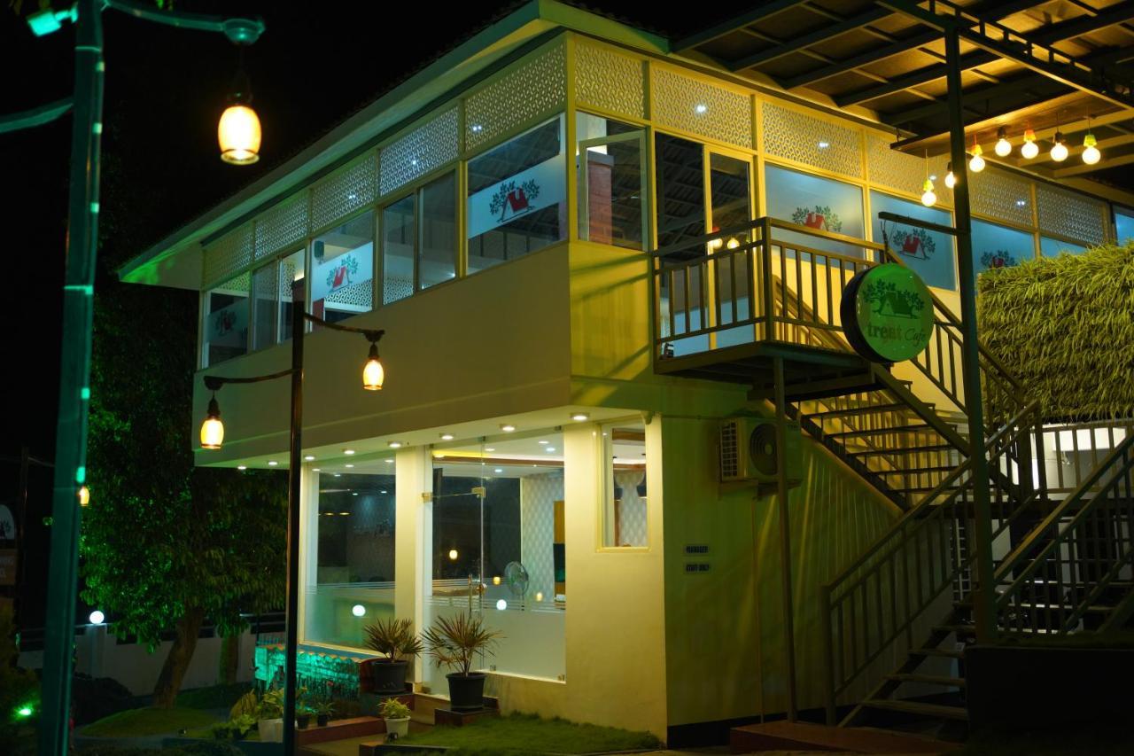 Vythiri Retreat Resort Exterior photo