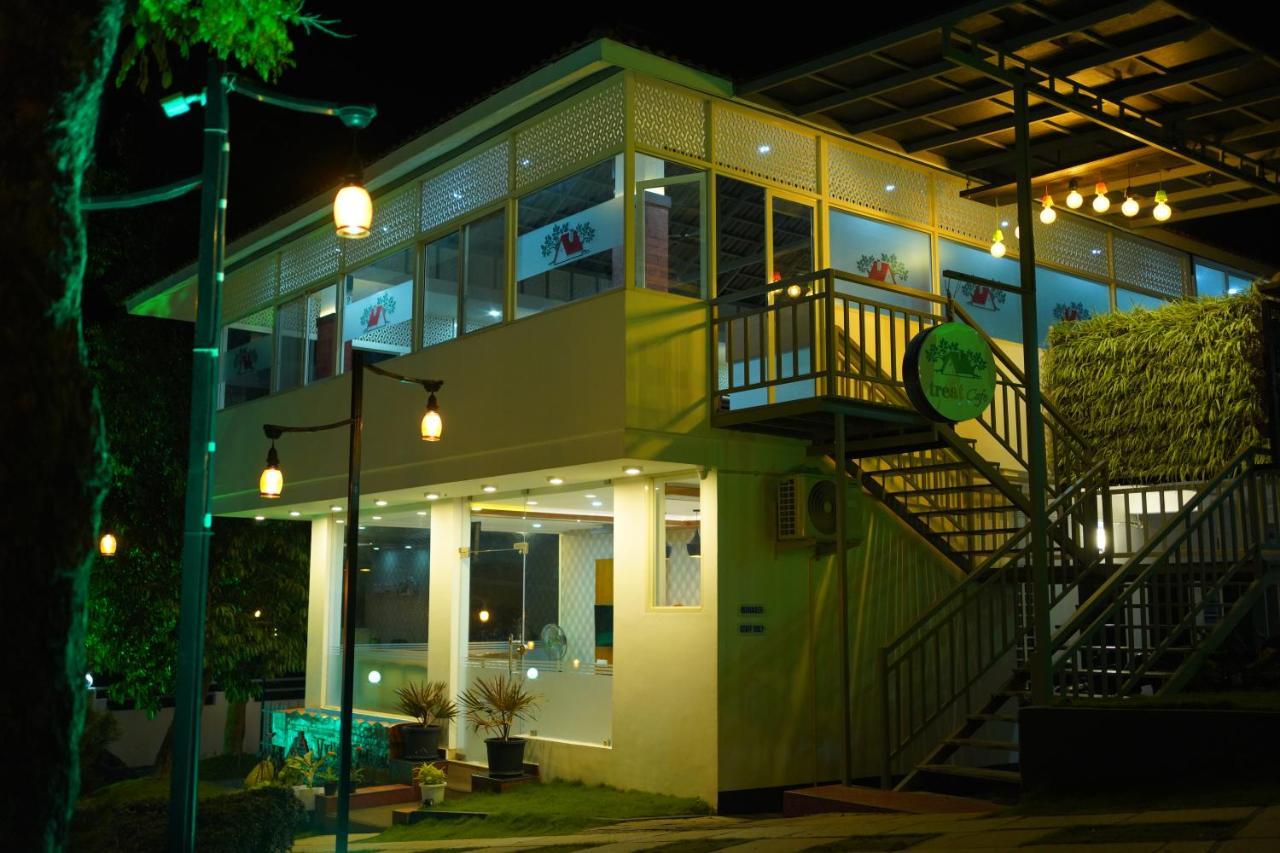 Vythiri Retreat Resort Exterior photo