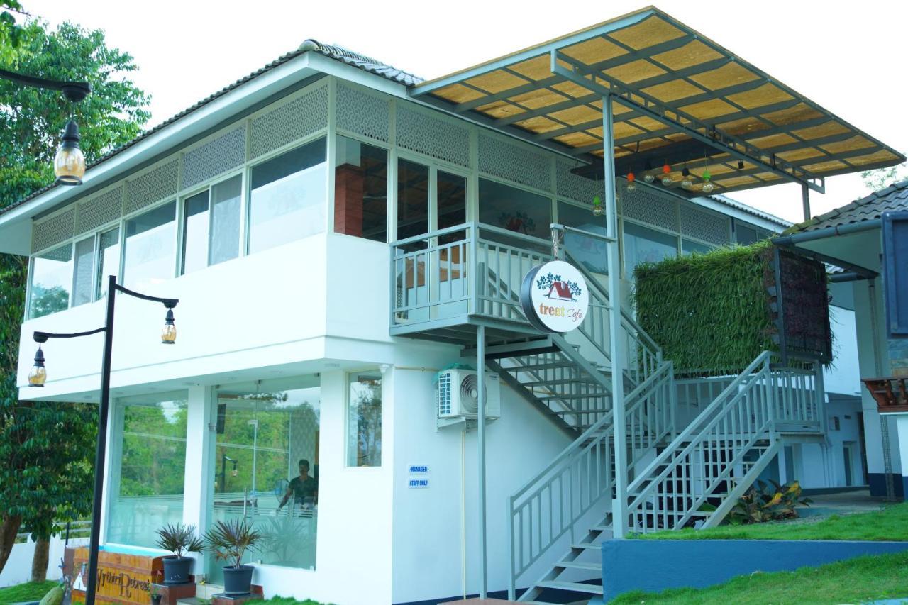 Vythiri Retreat Resort Exterior photo